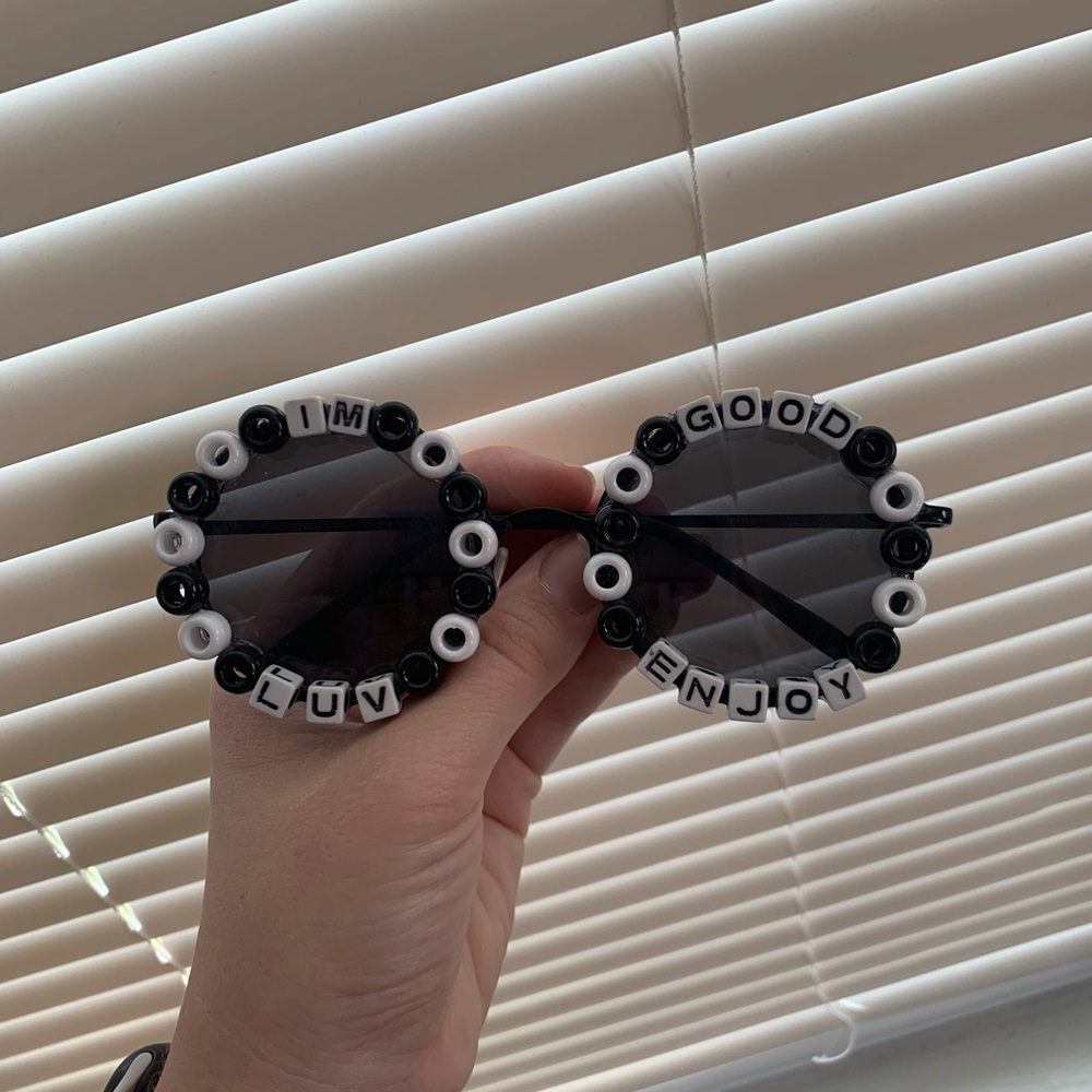 Cute darty/ festival sunglasses